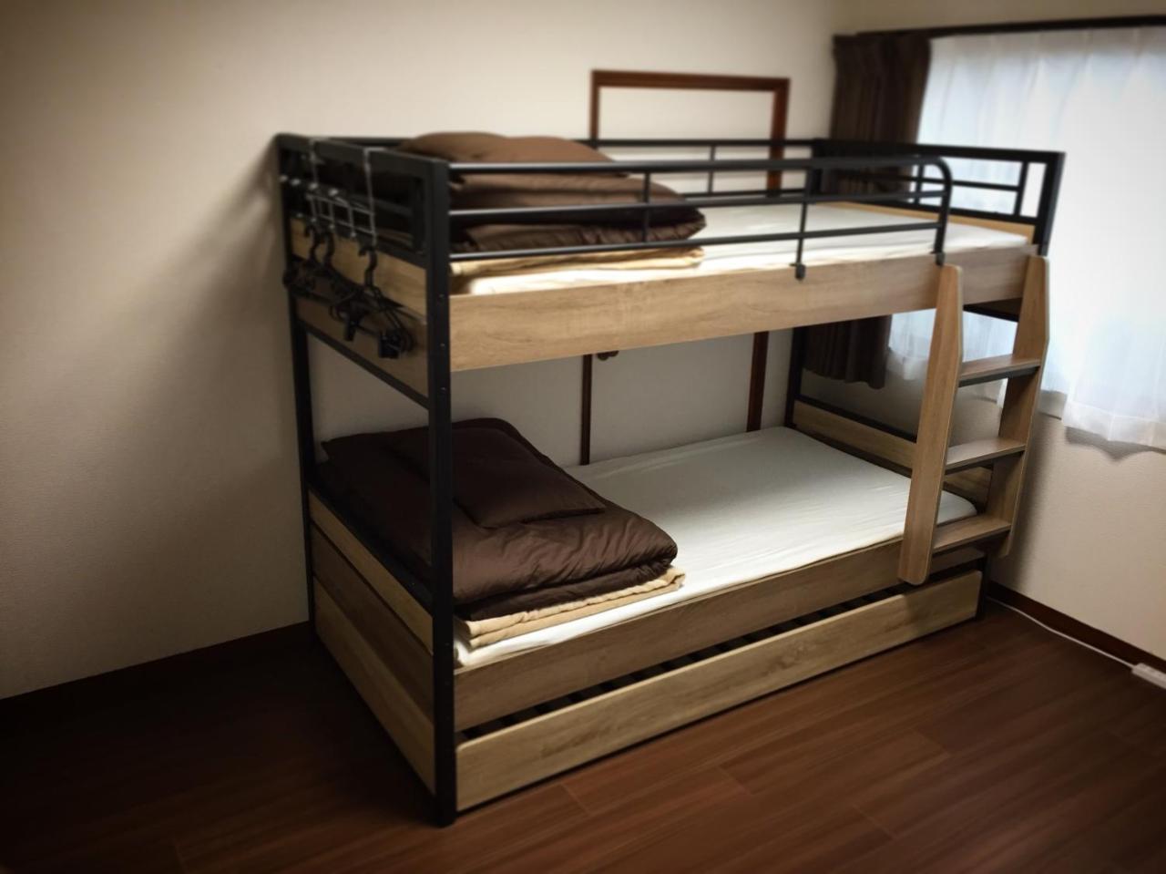 Guest House Futaba Osaka Bagian luar foto