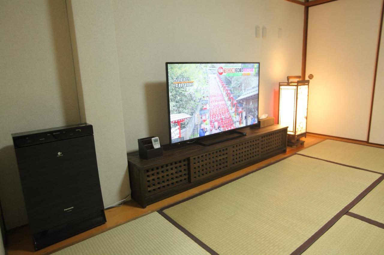 Guest House Futaba Osaka Bagian luar foto